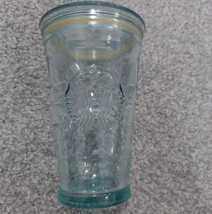 Starbucks rare recycled glass tumbler with lid clear embossed logo 16 fl oz